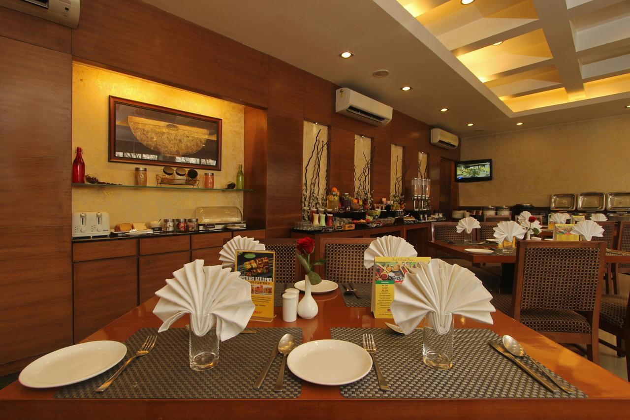 Hotel Phoenix Koregaon Park Pune Exterior foto