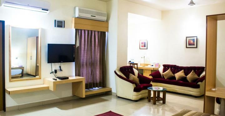 Hotel Phoenix Koregaon Park Pune Exterior foto